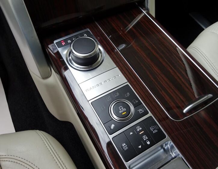 Land Rover Range Rover 13