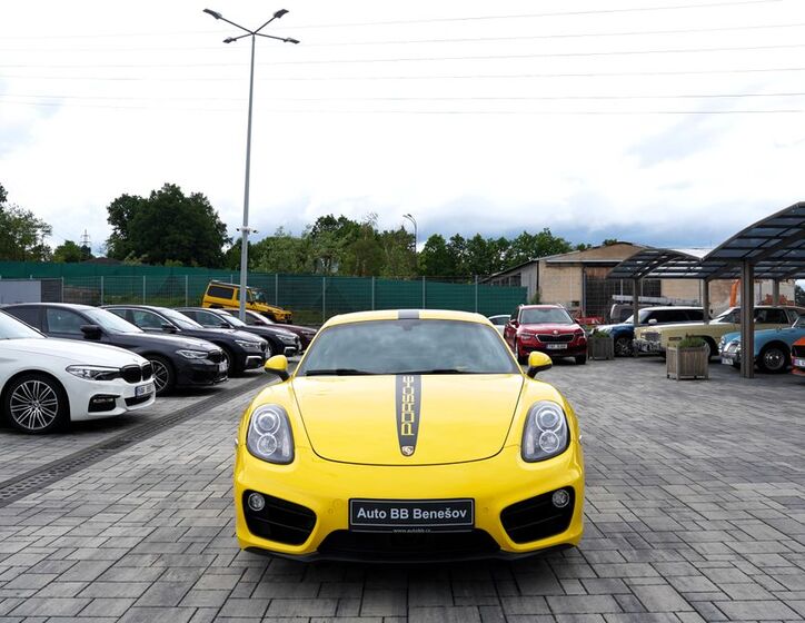 Porsche Cayman 1