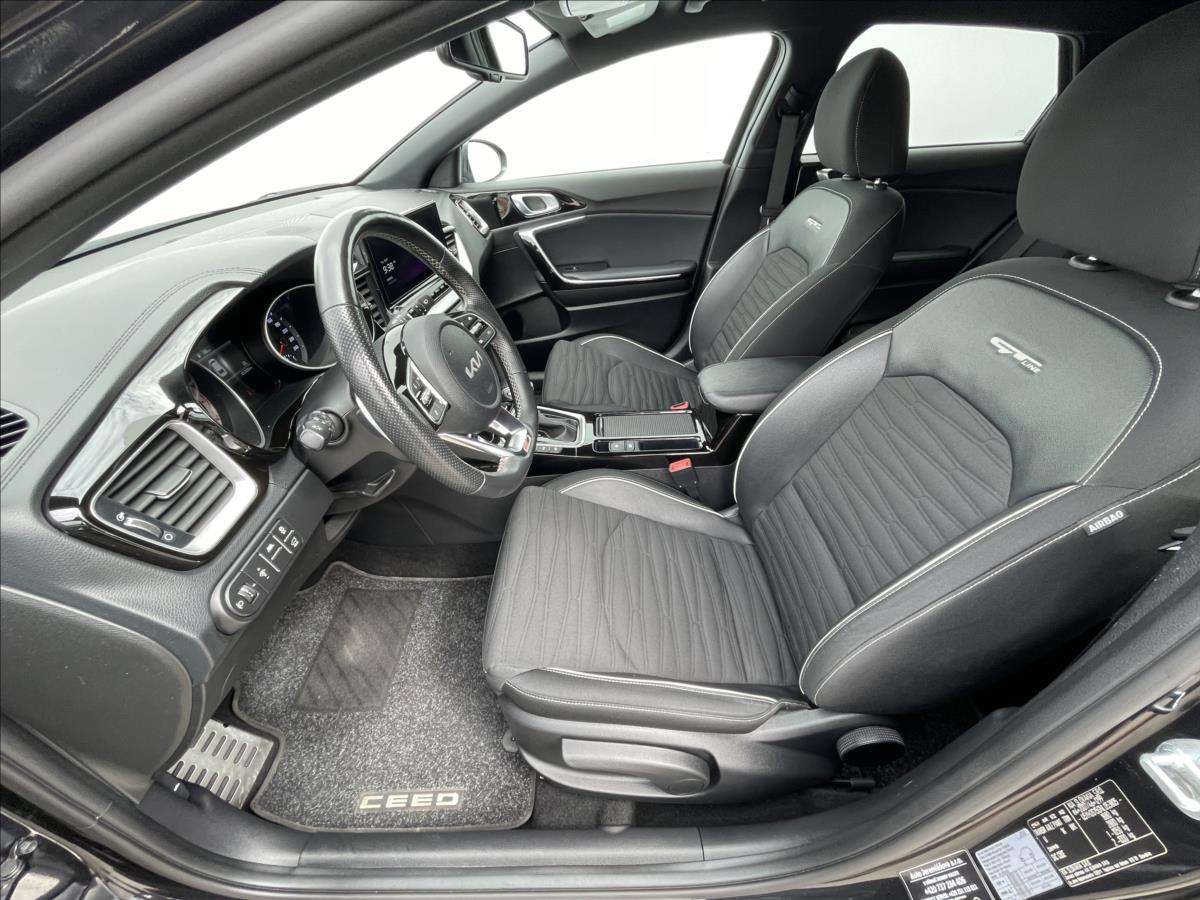 KIA ProCeed