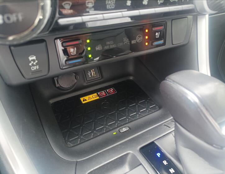 Toyota RAV4 17