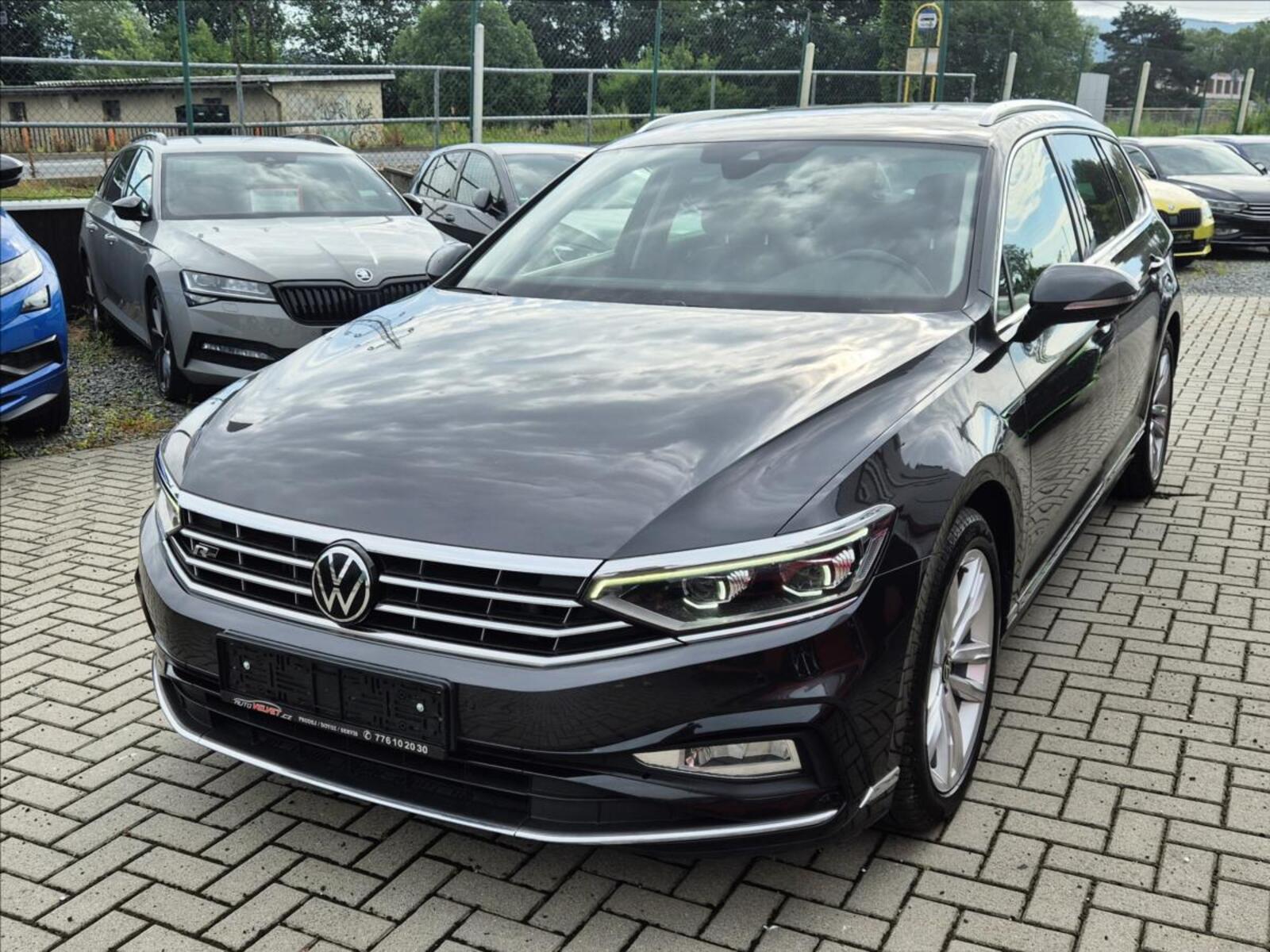 Volkswagen Passat 1