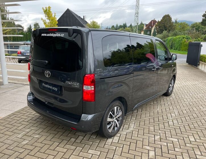 Toyota ProAce Verso 6