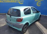 Toyota Yaris 4