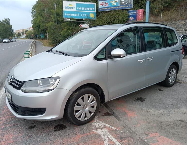 Volkswagen Sharan 4
