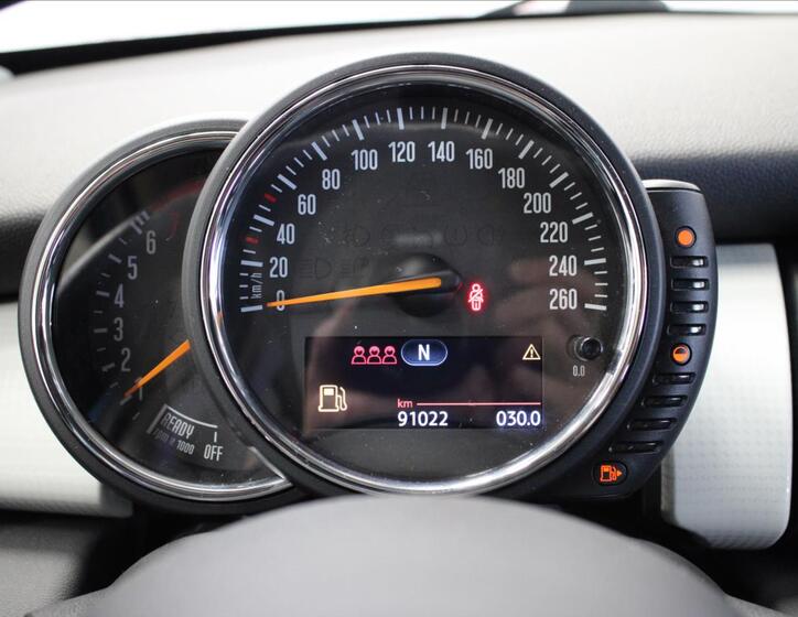 Mini Cooper 24