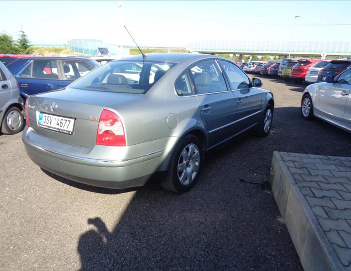 Volkswagen Passat 5