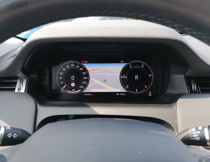 Land Rover Discovery Sport 16