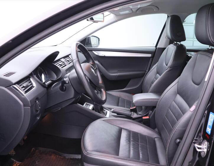 Škoda Octavia 12