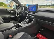 Toyota RAV4 6