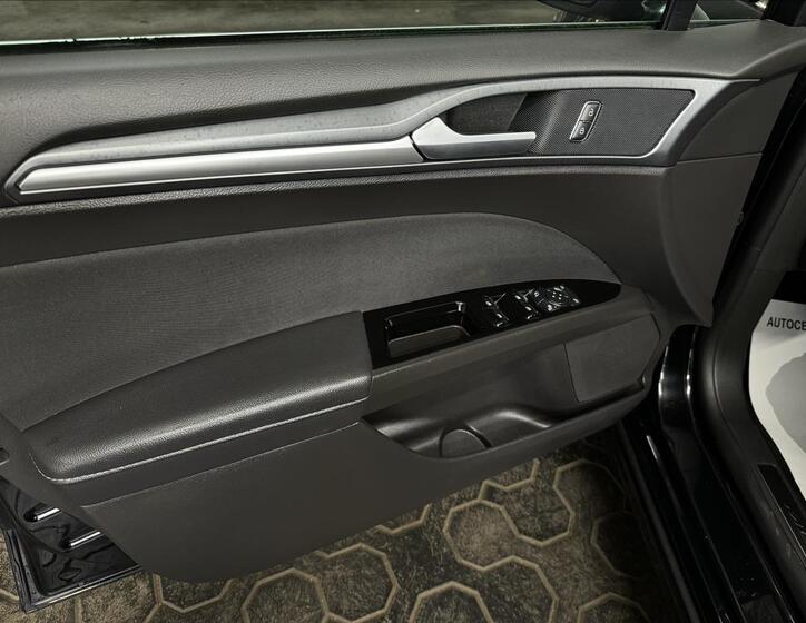 Ford Mondeo 14