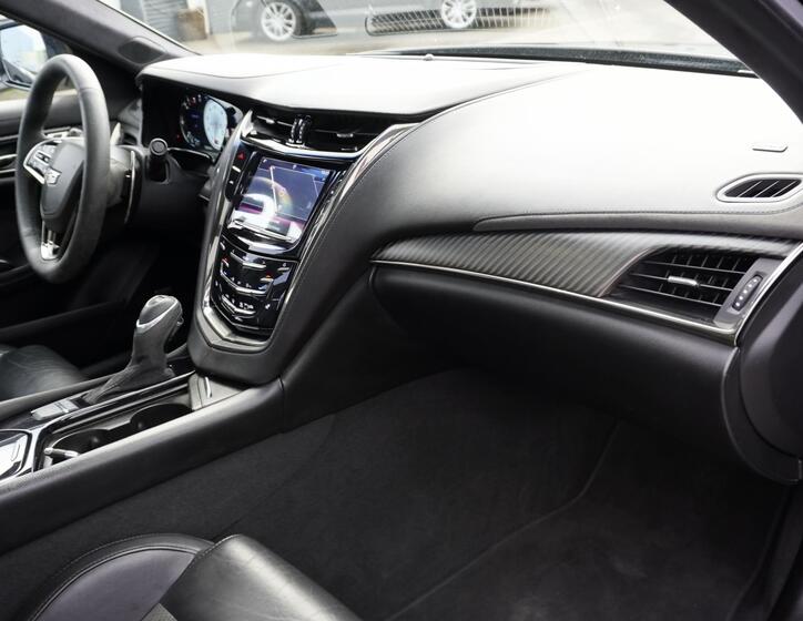 Cadillac CTS 31
