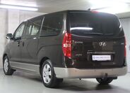 Hyundai H 1 7