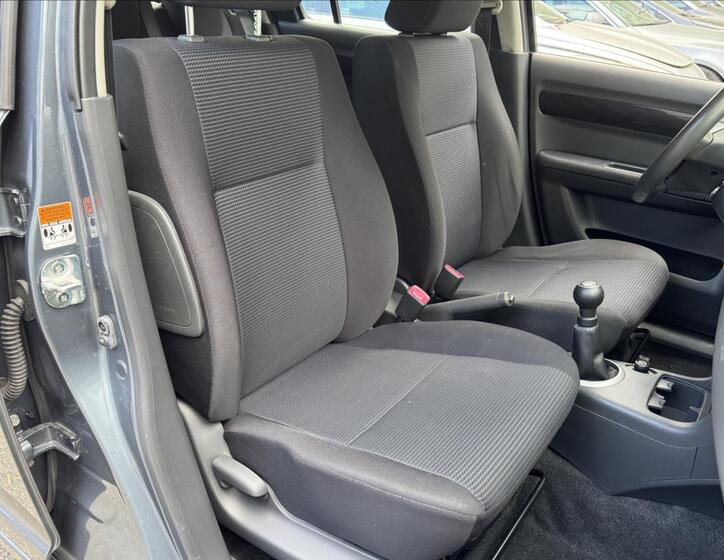 Suzuki Swift 28