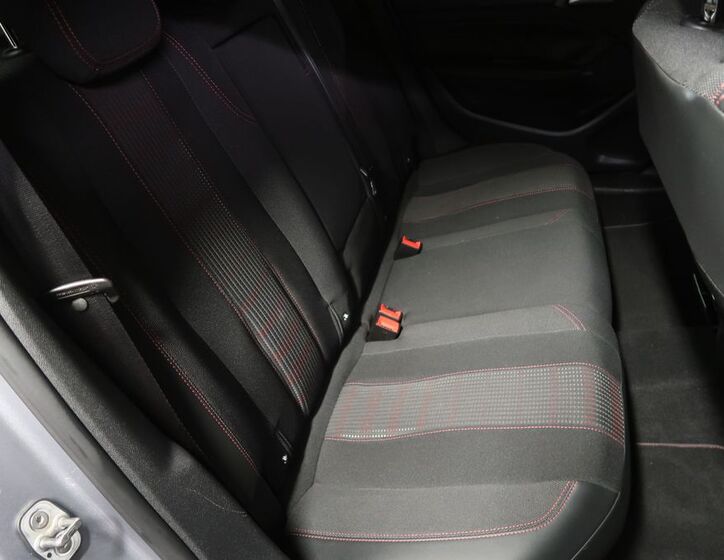Peugeot 308 12