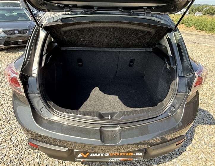 Mazda 3 23
