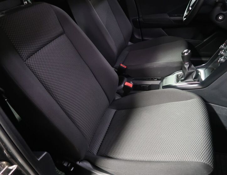Volkswagen T-Roc 14