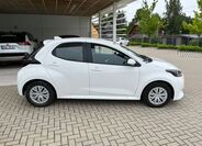 Toyota Yaris 7