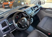 Volkswagen Caravelle 9