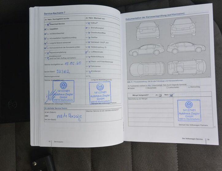 Volkswagen Golf 44