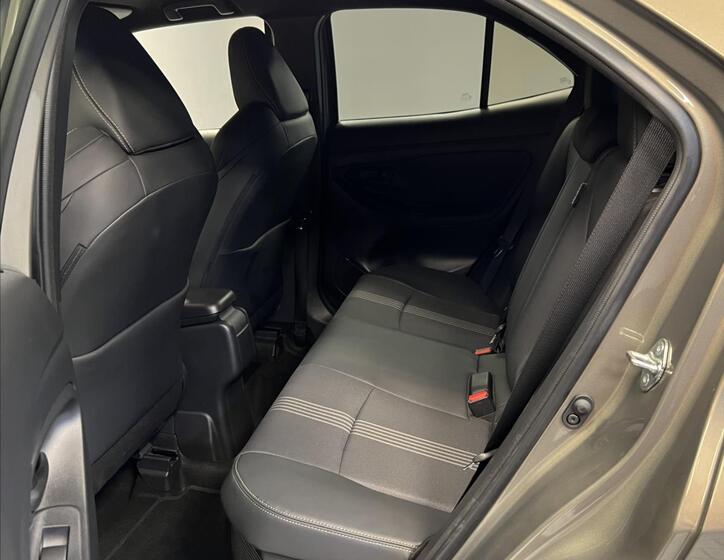 Toyota Yaris Cross 11