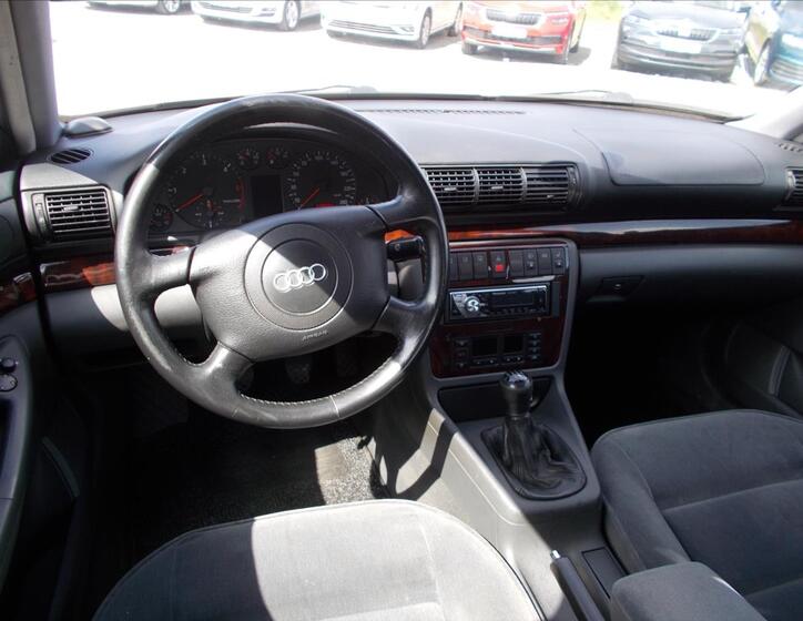 Audi A4 14