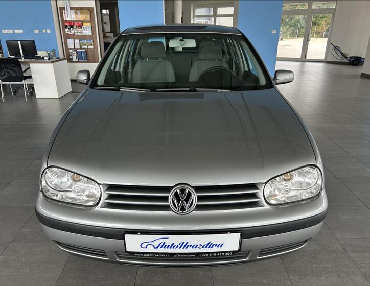 Volkswagen Golf 2