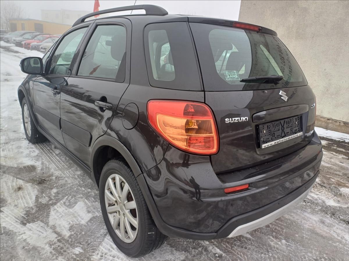 Suzuki SX4