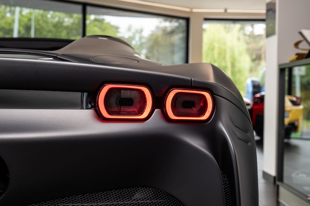 Ferrari SF90