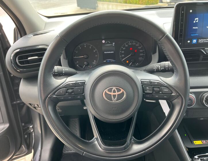 Toyota Yaris 19
