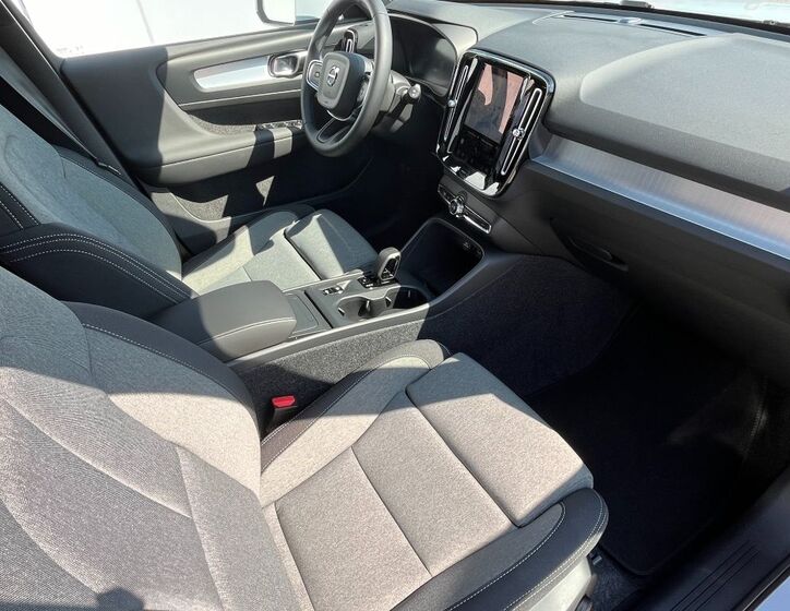 Volvo XC40 13
