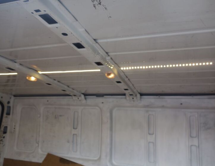 Ford Transit 13