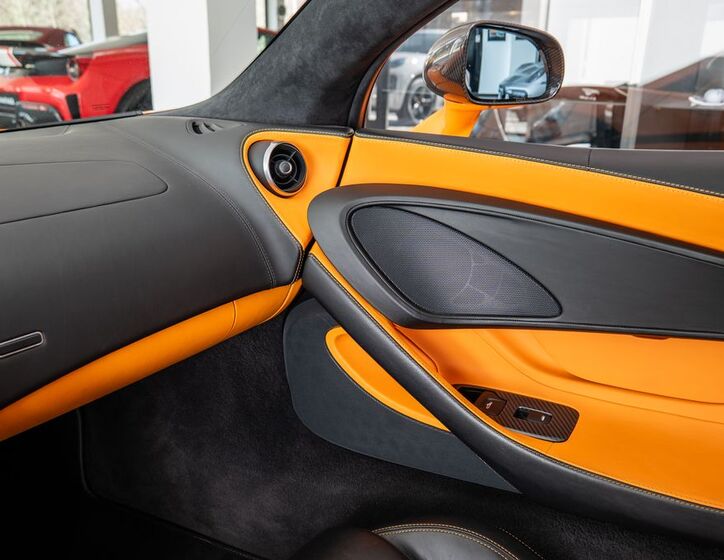 McLaren 570S 9
