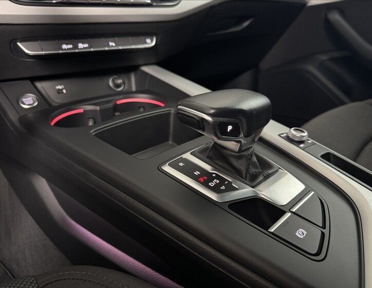 Audi A4 41