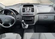 Mercedes-Benz Vito 10