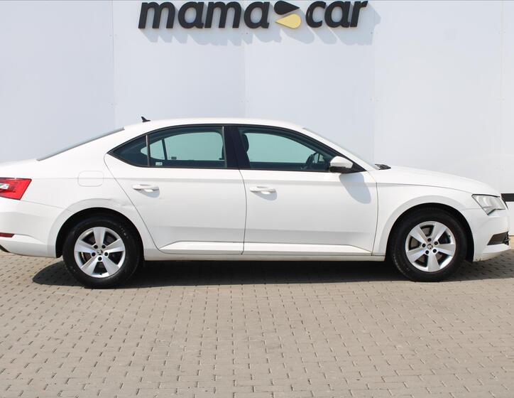 Škoda Superb 8