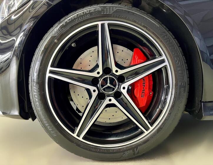Mercedes-Benz Třídy C 9