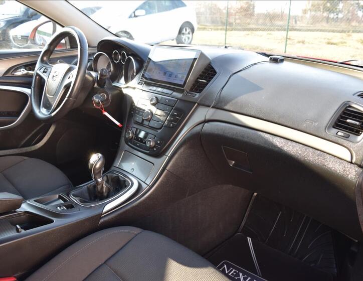 Opel Insignia 20
