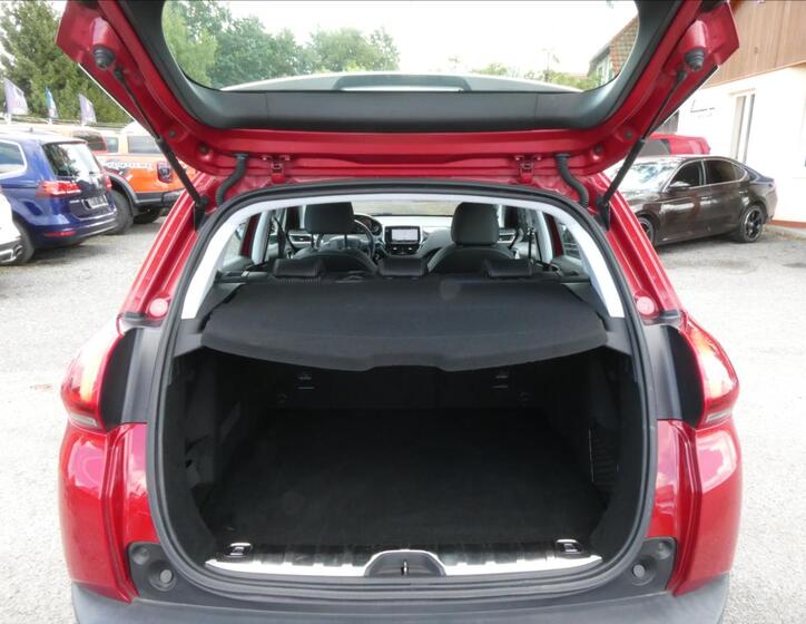 Peugeot 2008 15