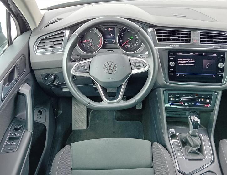 Volkswagen Tiguan 6