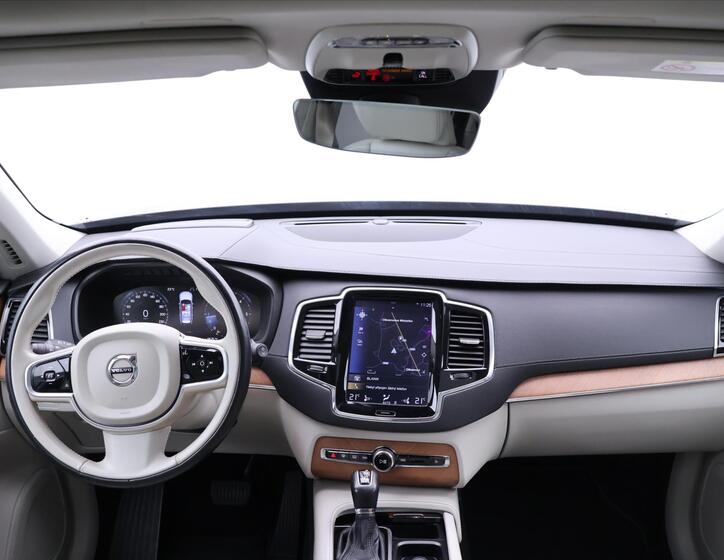 Volvo XC90 34