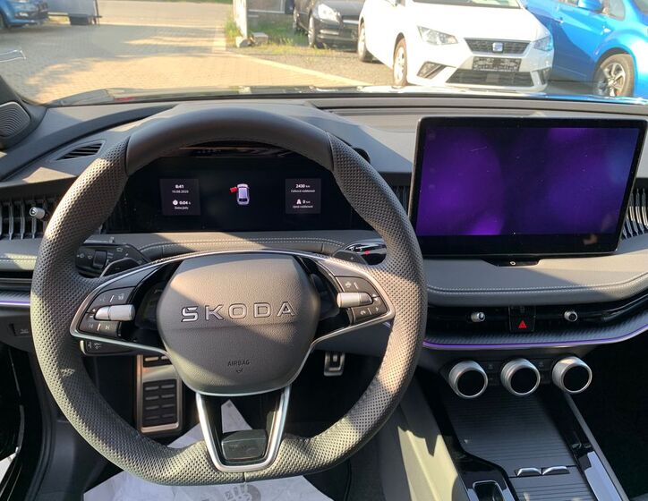 Škoda Superb 13