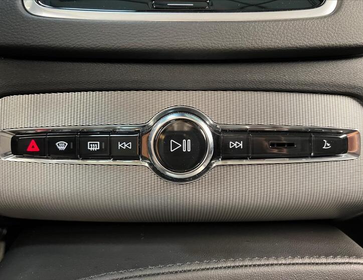 Volvo XC90 20