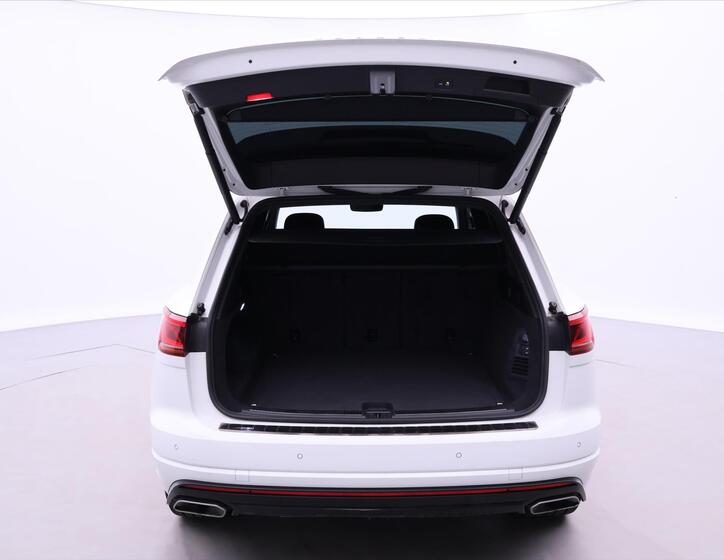 Volkswagen Touareg 9