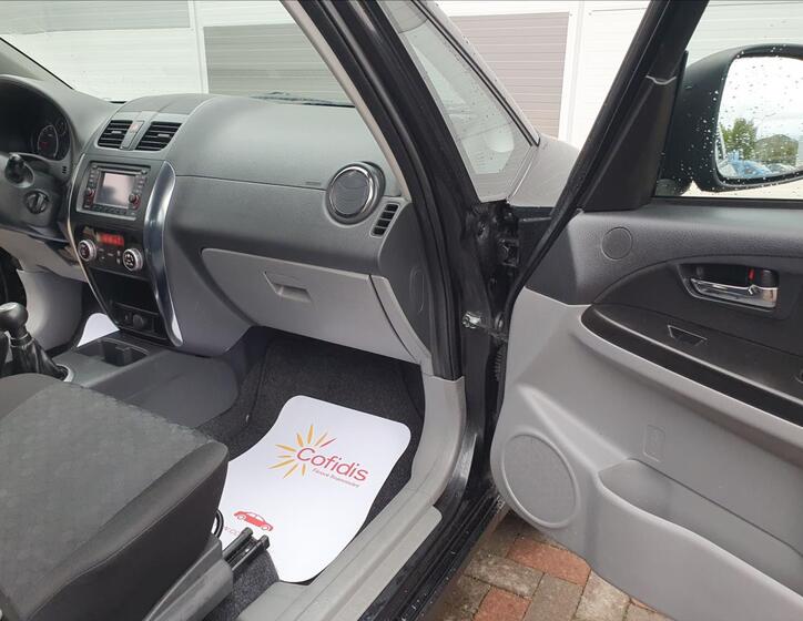 Suzuki SX4 22