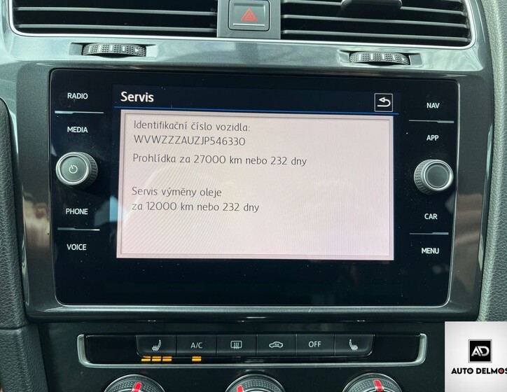 Volkswagen Golf 47