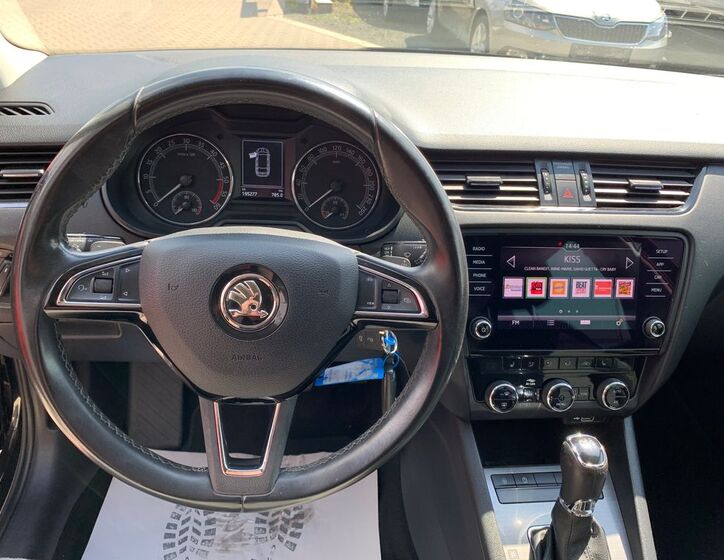 Škoda Octavia 12