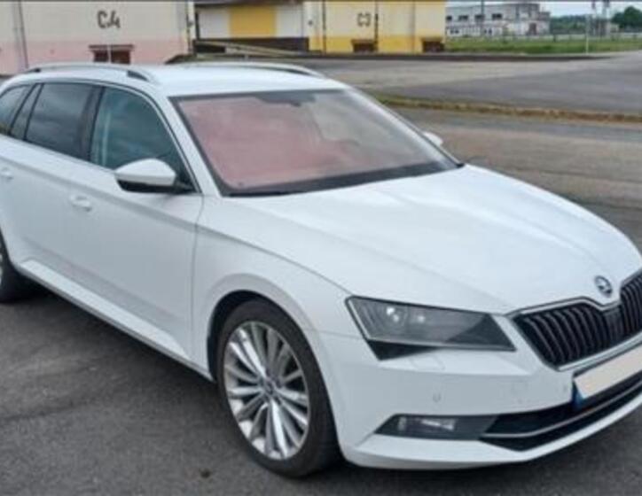 Škoda Superb 1
