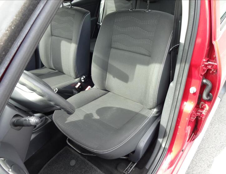 Dacia Sandero 16