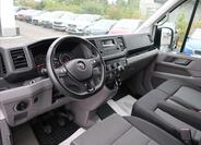 Volkswagen Crafter 9