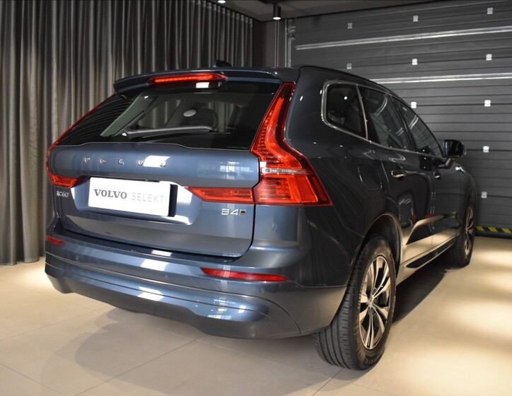Volvo XC60 4